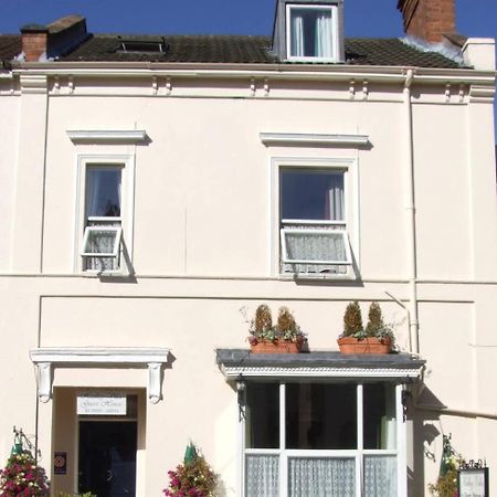 Hedley Villa Guest House Leamington Spa Esterno foto