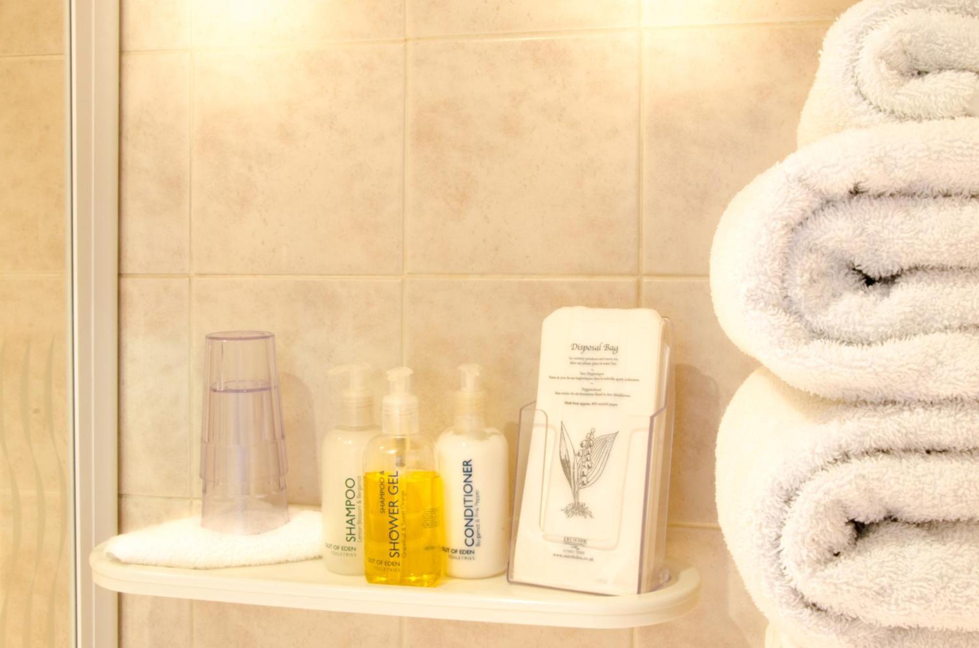 Hedley Villa Guest House Leamington Spa Esterno foto