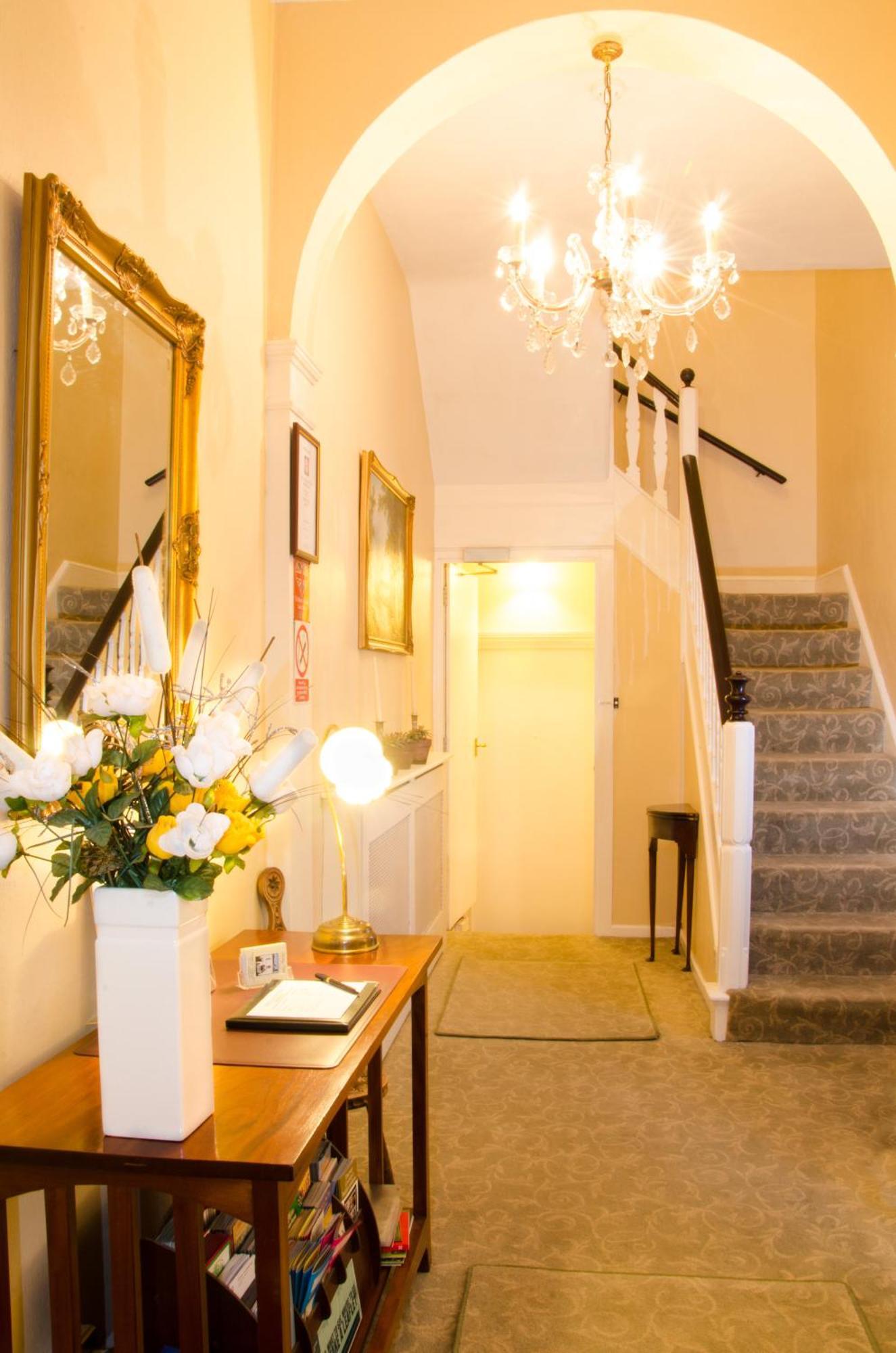 Hedley Villa Guest House Leamington Spa Esterno foto